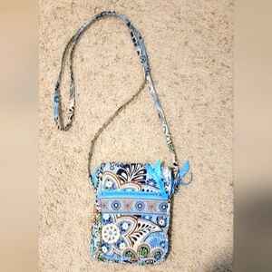 6x8 Vera Bradley crossbody purse